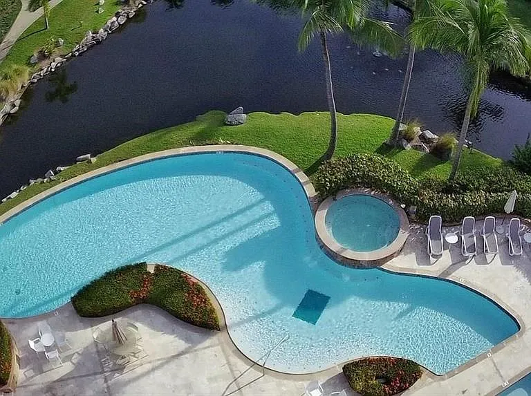75 Ocean Dr #341 — Photo 2