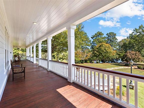 12th image of this home