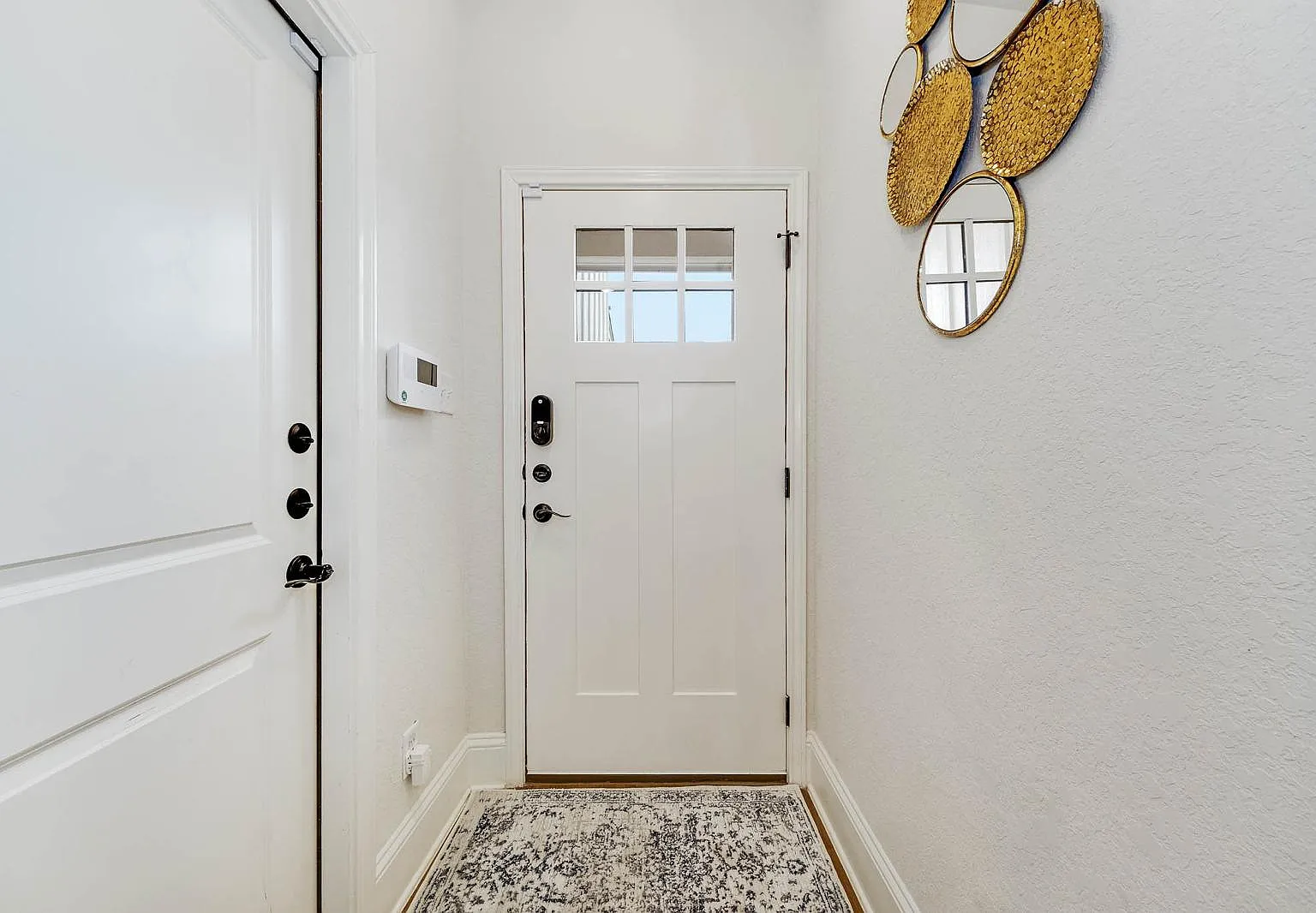 3 bed, 1357 sqft, $1,600 — Photo 4