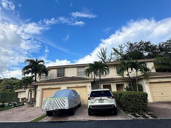 3rd image of 4460 Crystal Lake Dr #4460