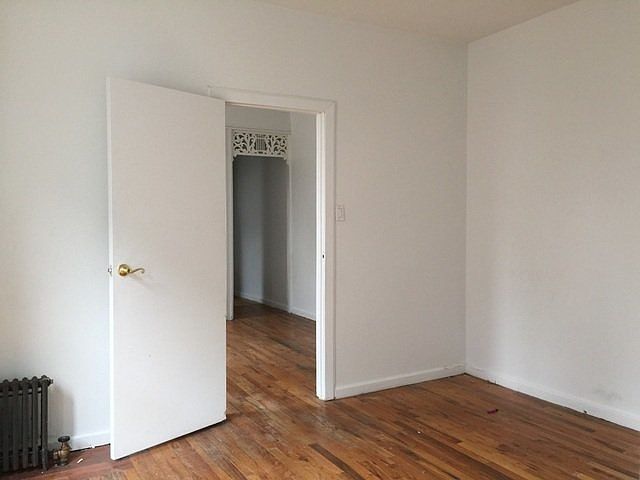 2nd image of 1338 Bergen St