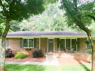 226 Deerwood Cir SE, Smyrna, GA 30082