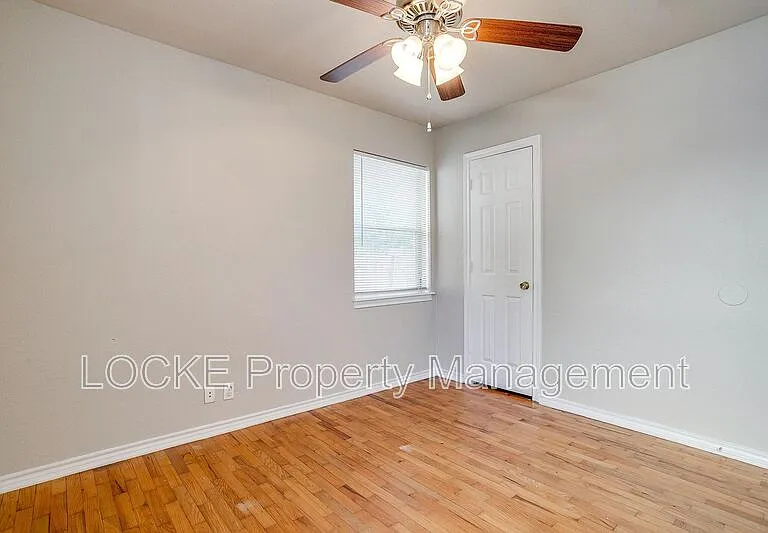 3419 S University Dr #B — Photo 16