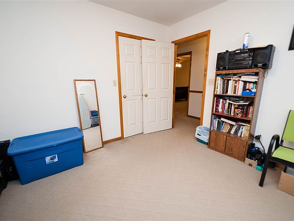 4th image of 203 Laurelwood Dr