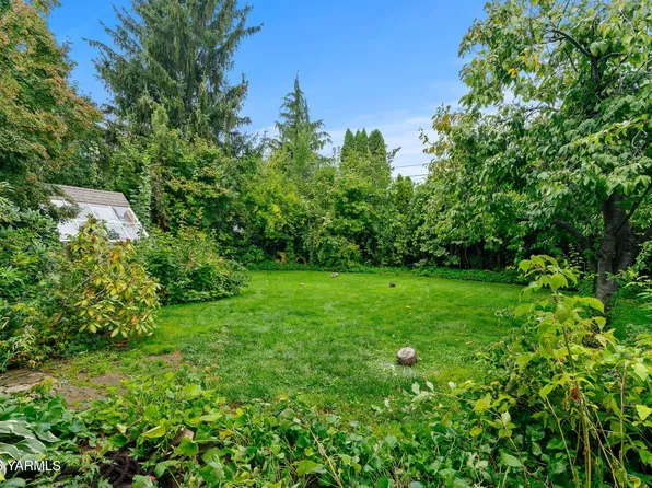 4211 Richey Rd, Yakima, WA 98908