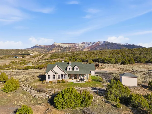 7517 County Road 306, Parachute, CO 81635