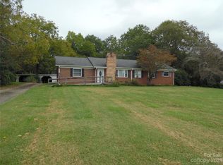 1520 Murrays Mill Rd, Catawba, NC 28609