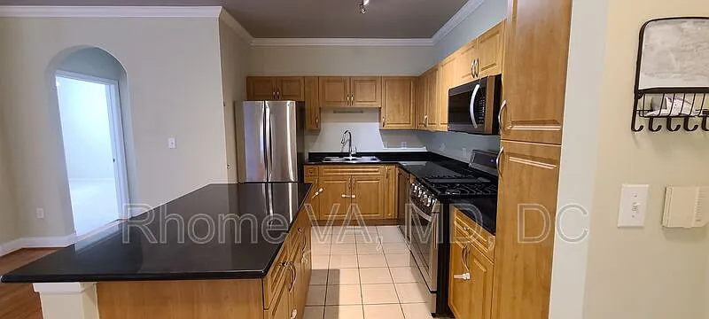 2 bed, 2.0 bath, 1175 sqft, $2,500 — Photo 4