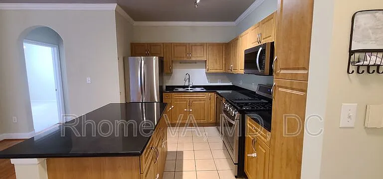 12937 Centre Park Cir #303 — Photo 4