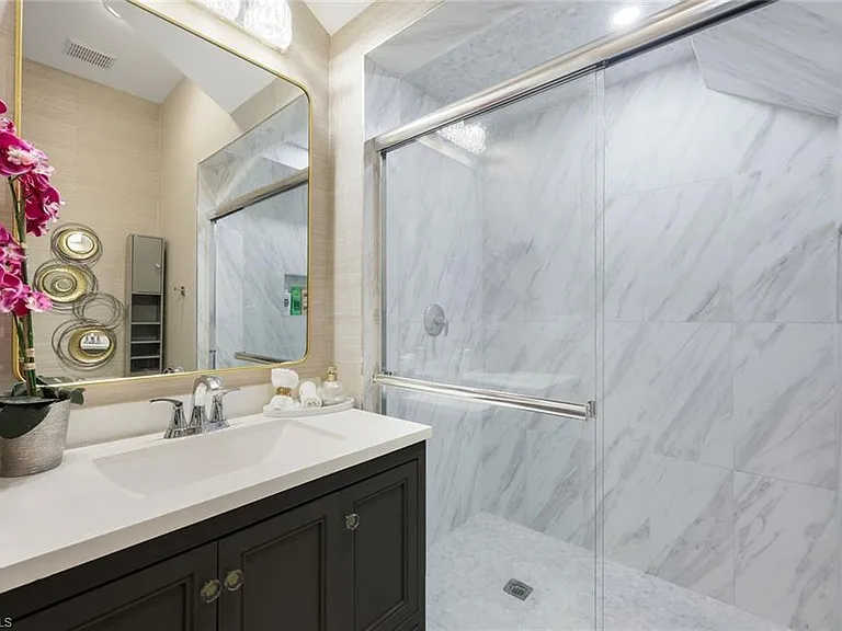 10327 Carolina Willow Dr — Photo 15