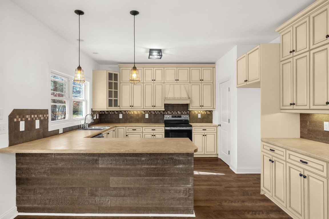 next background image