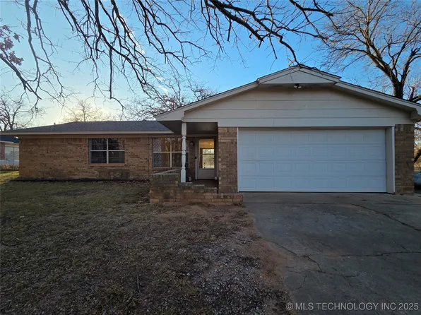 116 Connolly Dr, McLoud, OK 74851