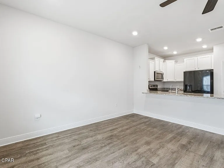 1678 Caleigh Ct — Photo 11