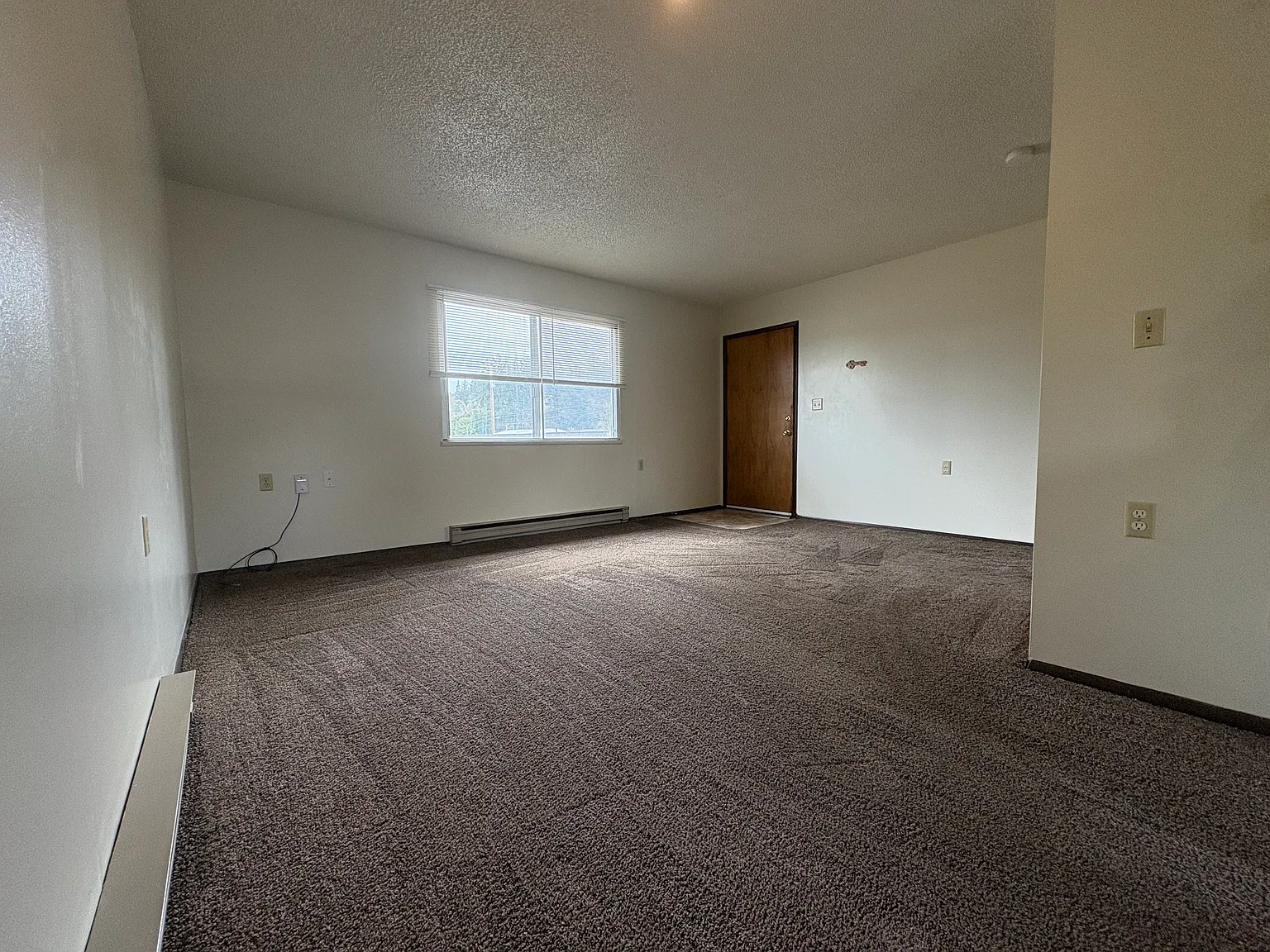 1 bed, 600 sqft, $1,100 — Photo 3