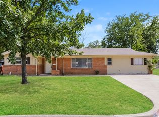 5113 Bob Dr, North Richland Hills, TX 76180