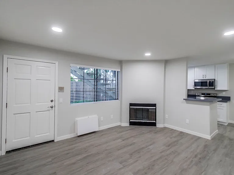 4137 Georgia St #2 — Photo 10
