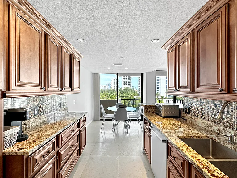 4200 N Ocean Dr #2-506 — Photo 8