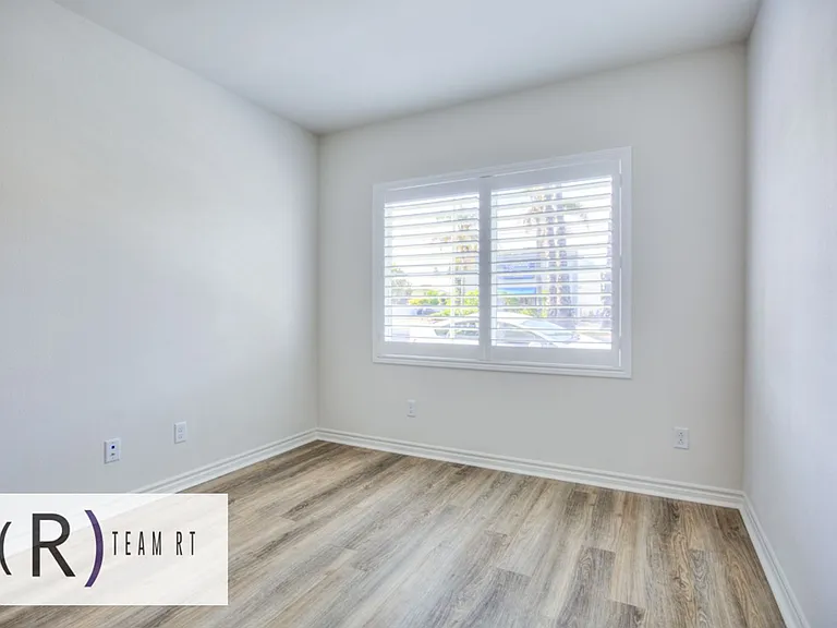 11454 Artesia Blvd — Photo 40