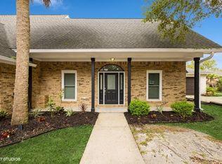 13 Lakeshore Dr, Shalimar, FL 32579