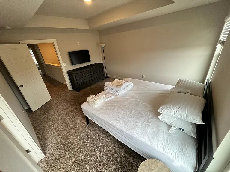 5755 Cheshire Cove Cir — Photo 9