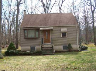 6052 Hickory St, Mays Landing, NJ 08330