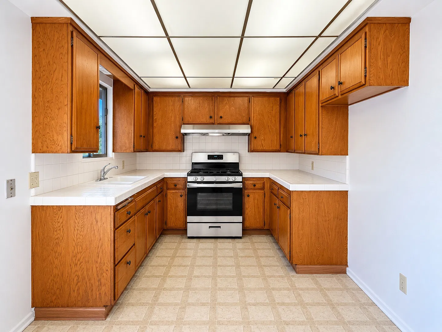 2 bed, 1030 sqft, $2,700 — Photo 3
