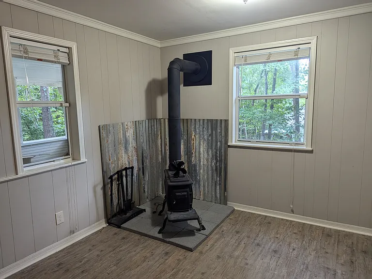 2800 Fleetwood Dr — Photo 8