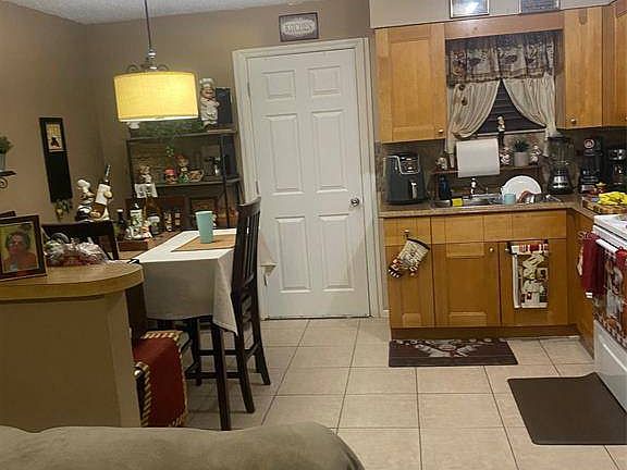 2nd image of 15436 Alma Ave #1