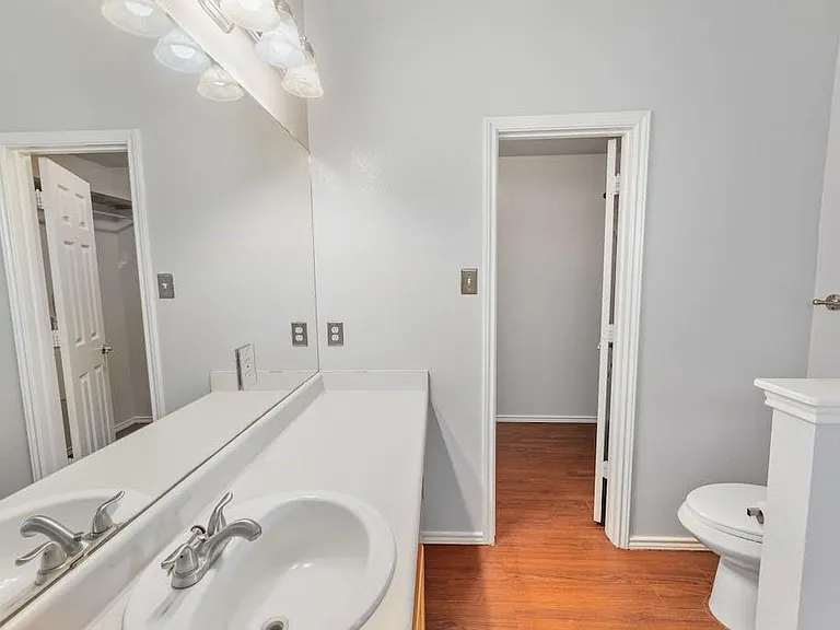 12816 Dwight Eisenhower St — Photo 20