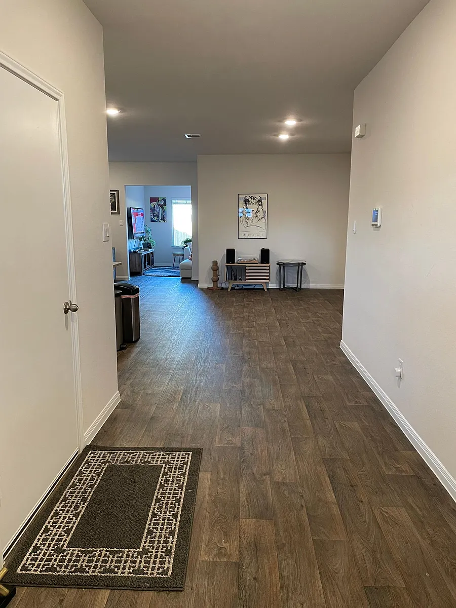 Building Photo - 226 Evergreen Sumac Loop