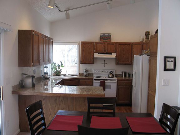 Kitchen nook & Kitchen