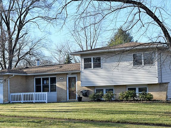 2nd image of 7760 Catalpa Ave