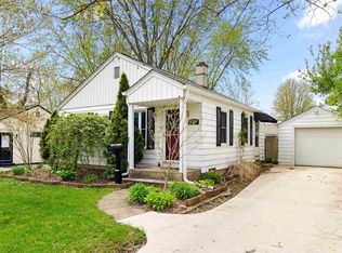 4611 N Edgebrook Dr, Peoria, IL