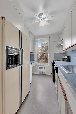 Kitchen, photo 1
