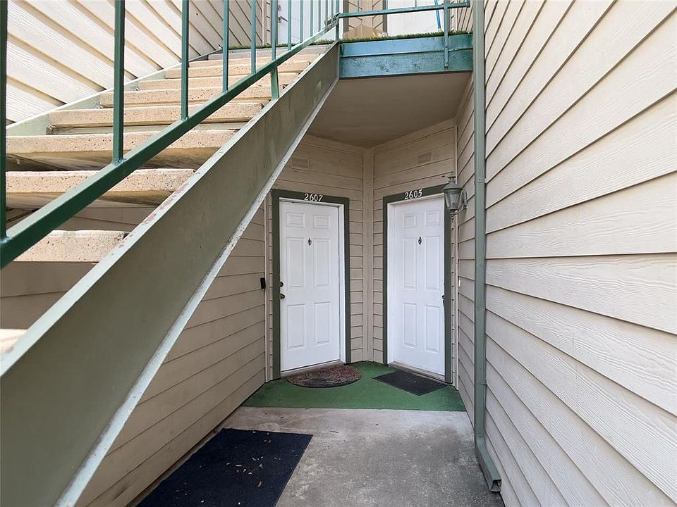 1st image of 6500 Harbor Town Dr APT 2605