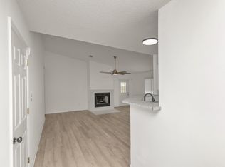 508 Rush Park Cir, Mary Esther, FL 32569