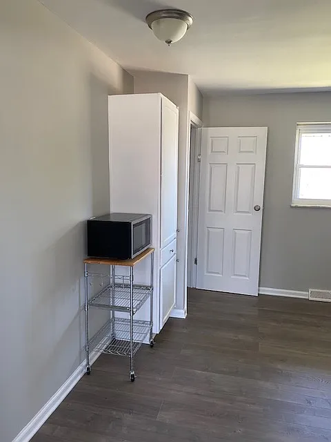 Verdale Dr, Cincinnati — Photo 4