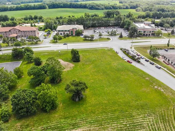 3620 NE Ralph Powell Rd, Lees Summit, MO 64064