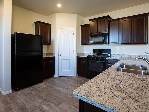 Beautiful Granite Countertops and Undermount Kitchen Sink