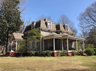 1004 N Fillmore St, Corinth, MS 38834