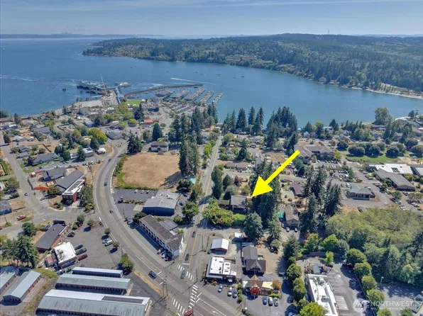 26175 Bannister Street NE, Kingston, WA 98346