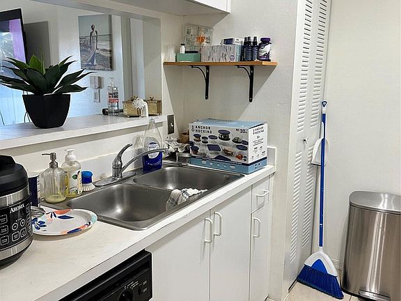 3rd image of 12148 Saint Andrews Place #304