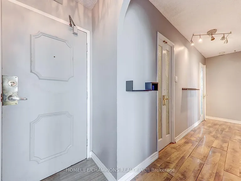 1900 Sheppard Ave E #2303 — Photo 8