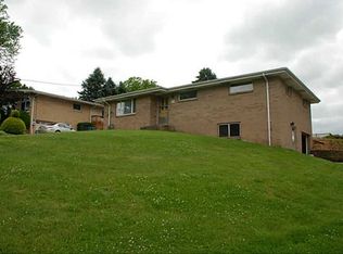 375 Crescent Dr, Washington, PA