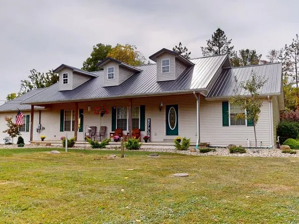 660 Tanglewood Trl, Willard, OH 44890