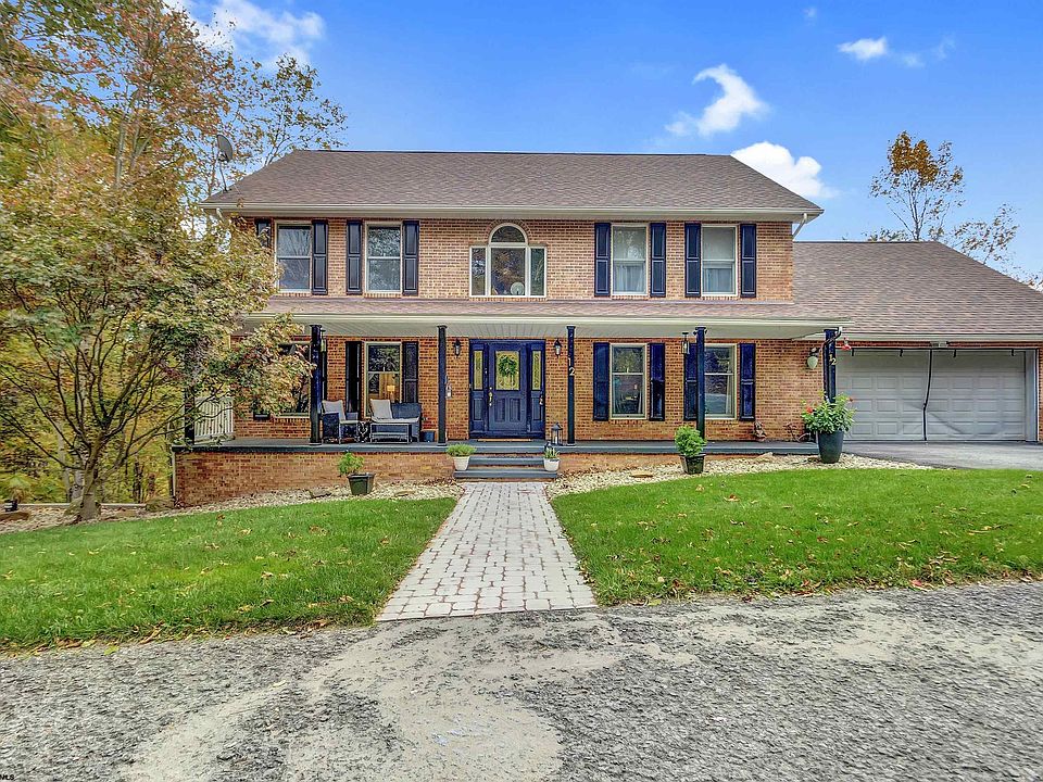 1st image of 12 Skyview Dr