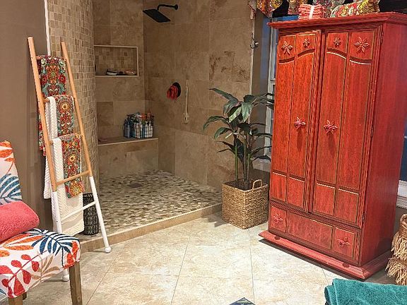 3rd image of 14119 Spring Pines Dr