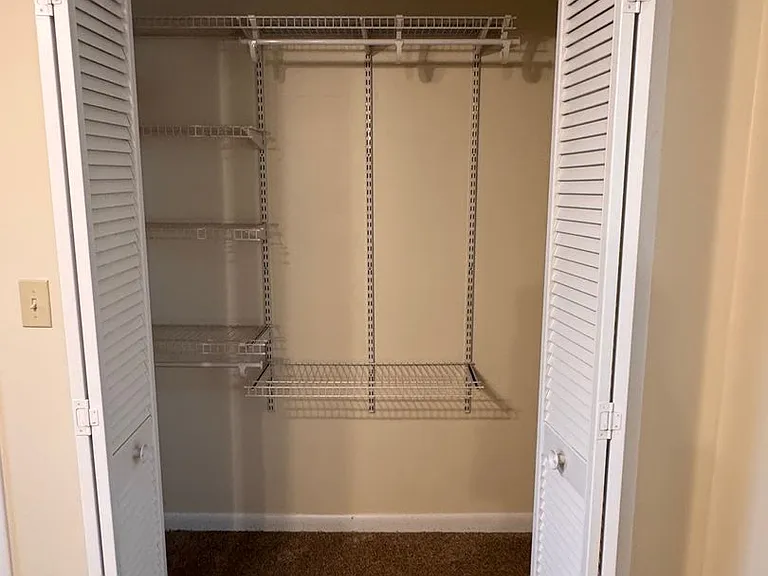 300 Pegotty Ct NE — Photo 20
