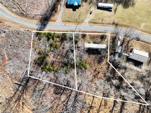 245 Valley Level Rd #263, Reidsville, NC 27320