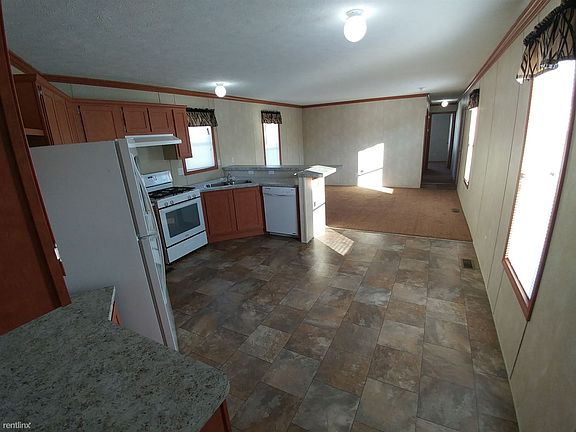 2nd image of 30 Saint George Dr